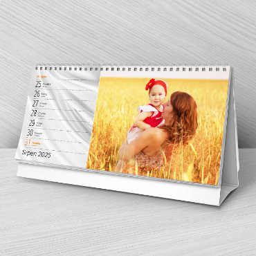 Stolní týdenní fotokalendář na rok 2026 - Satén