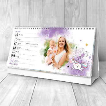 Stolní týdenní fotokalendář na rok 2026 - Jednorožec